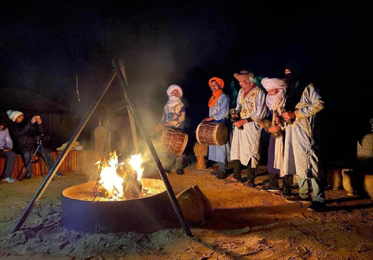 Camel trekkings Hotel Adrouine Buitenkant foto